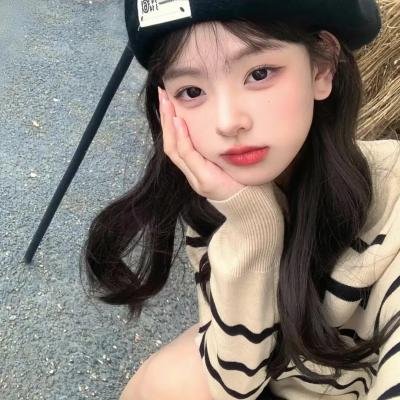 社恐的我被迫闪婚国民女神